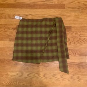 NWT aritzia Wilfred plaid wrap skirt